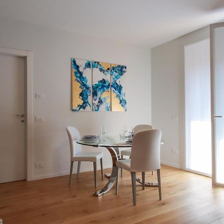 Apartamento Casa Ardo Wifi & Free Parking In Lecco Center Exterior foto