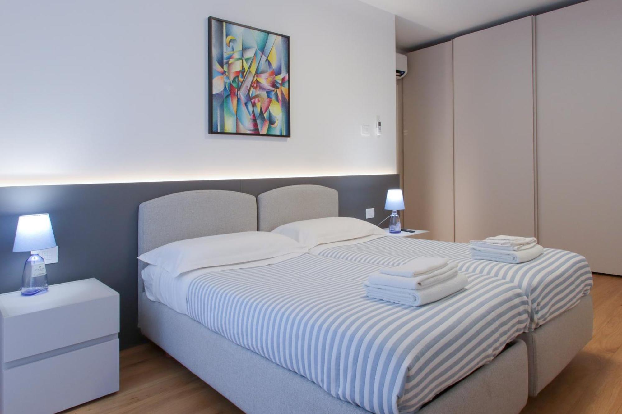 Apartamento Casa Ardo Wifi & Free Parking In Lecco Center Exterior foto