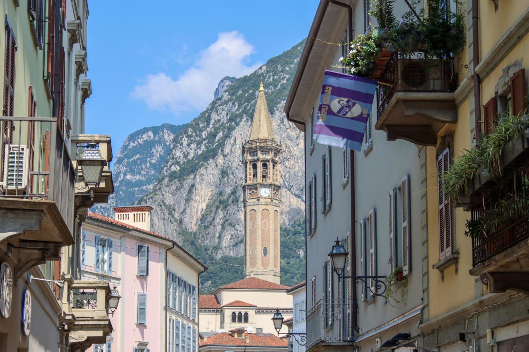 Apartamento Casa Ardo Wifi & Free Parking In Lecco Center Exterior foto